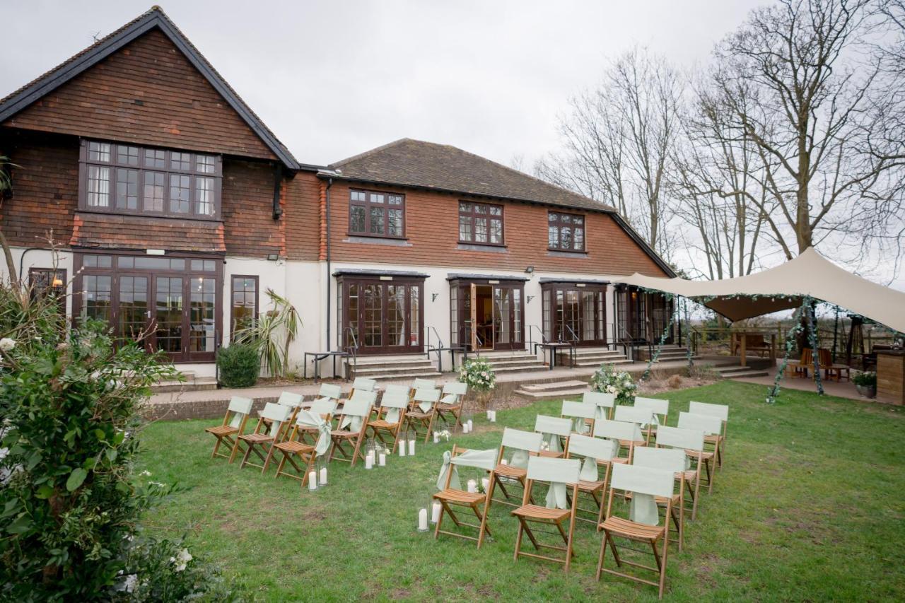 Tottington Manor Hotel Henfield المظهر الخارجي الصورة
