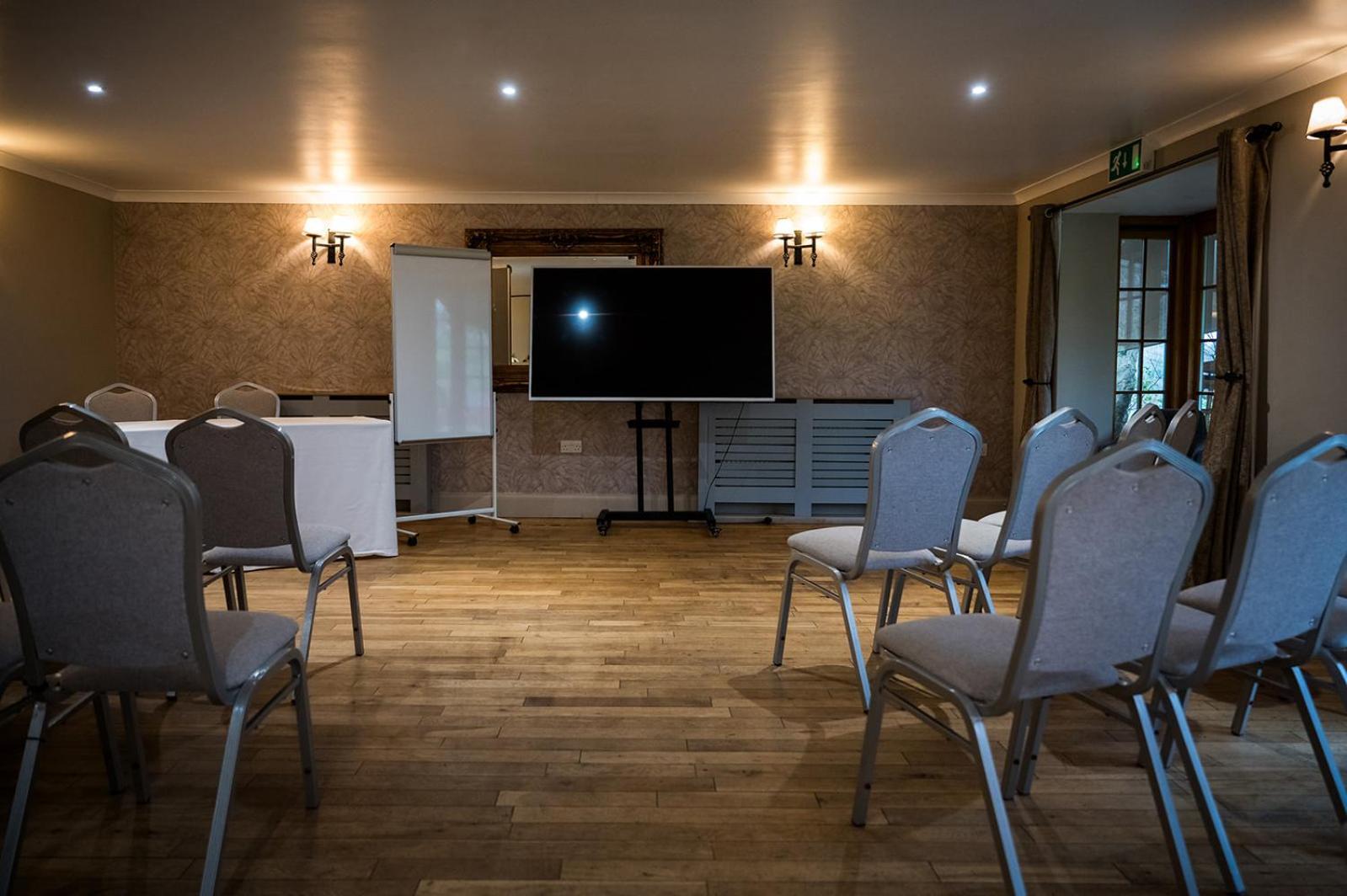 Tottington Manor Hotel Henfield المظهر الخارجي الصورة
