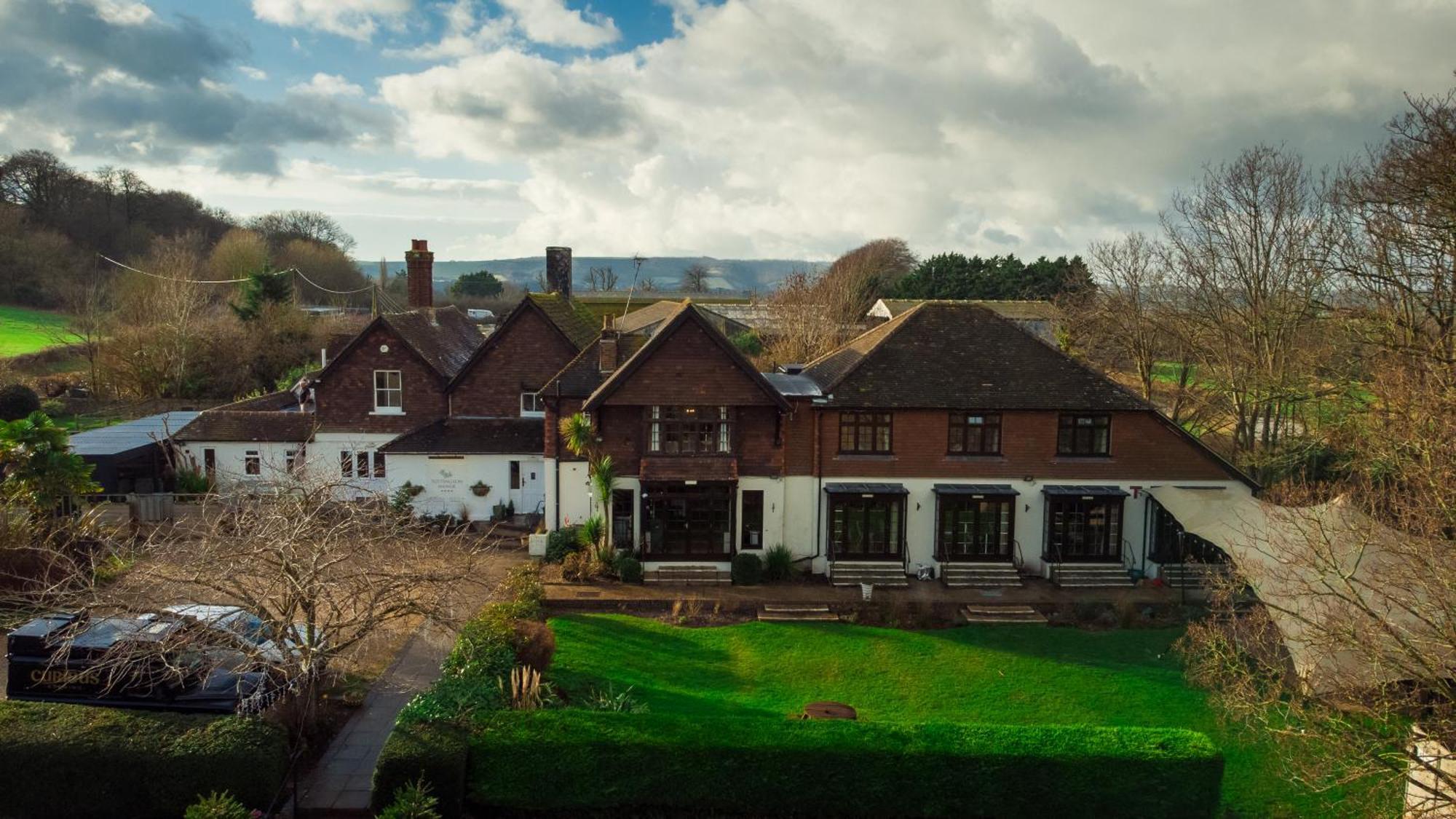 Tottington Manor Hotel Henfield المظهر الخارجي الصورة