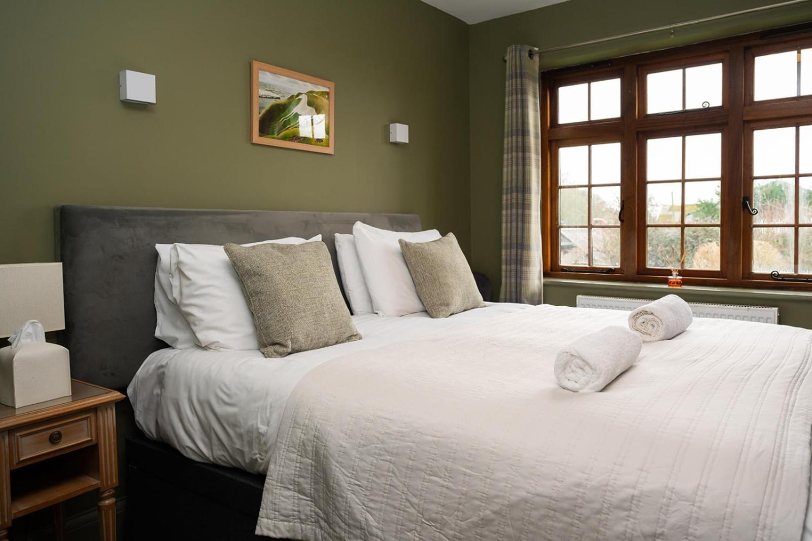 Tottington Manor Hotel Henfield المظهر الخارجي الصورة